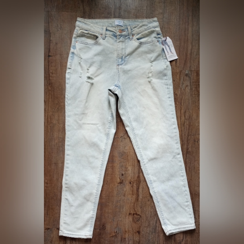 Time and Tru Light Blue Distressed High Rise Mom Jeans Size 4
